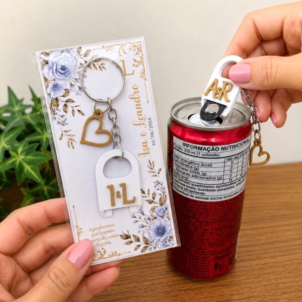 6 Kit Lembrancinha personalizada de chaveiro abridor de latinhas com iniciais